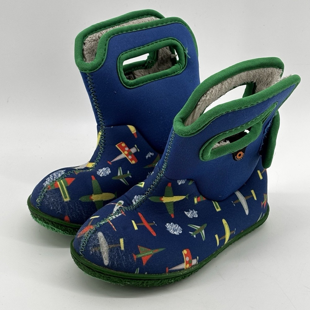 Bogs Baby Toddler Boots Size 8  Boys Waterproof Winter Snow Airplanes Rain